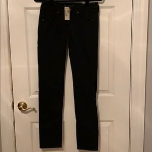 Black American Eagle Super Stretch Skinny jeans